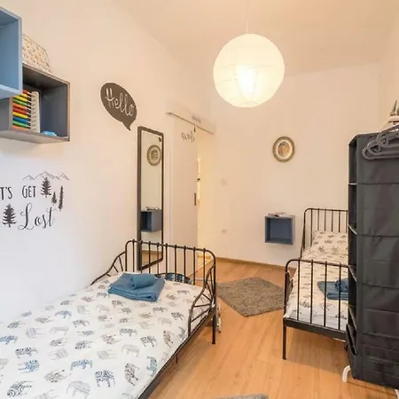 Downtown Wanderlust Apartment Sofia